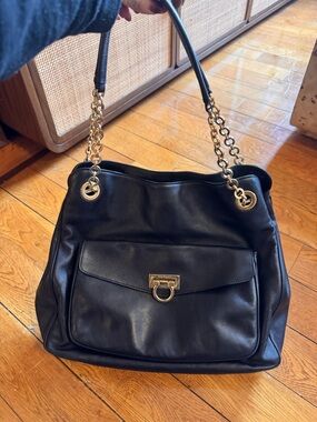 Salvatore Ferragamo Sheba Tote Leather